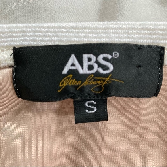 Abs Allen Schwartz cream lace body-con mini dress. Size S - Picture 6 of 9